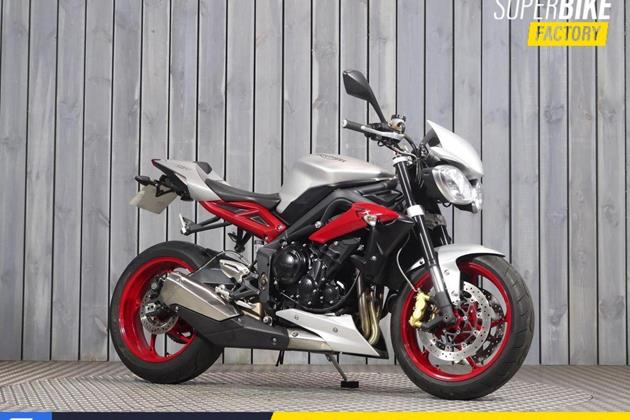 TRIUMPH STREET TRIPLE 675