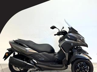 YAMAHA TRICITY 300 