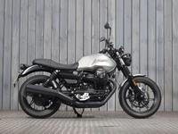 MOTO-GUZZI V7 STONE