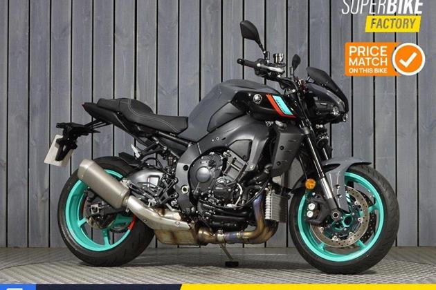 YAMAHA MT-10