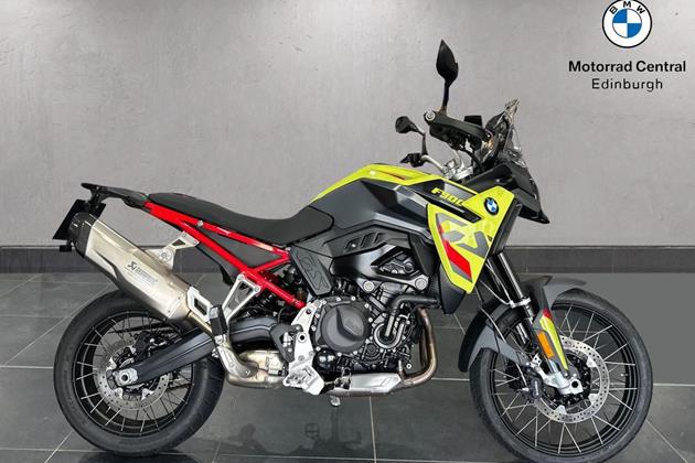 BMW F900GS