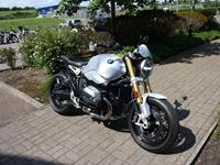 BMW R NINE T