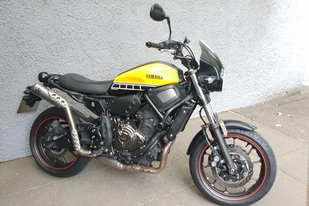 YAMAHA XSR700