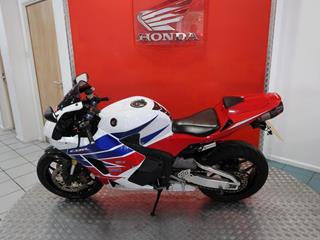 HONDA CBR600RR 