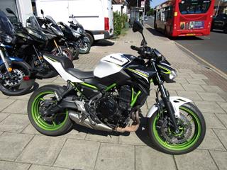 KAWASAKI Z650 