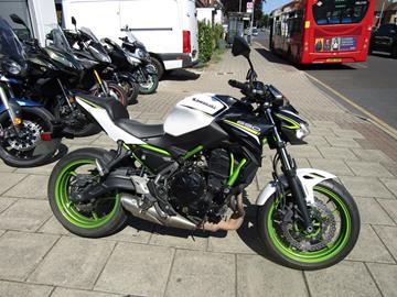 KAWASAKI Z650