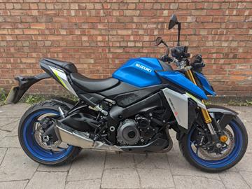 SUZUKI GSX-S1000