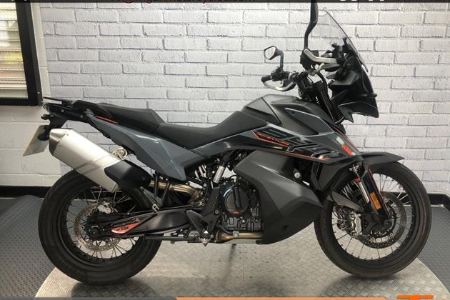 KTM 890 ADVENTURE