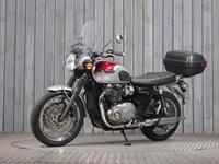 TRIUMPH BONNEVILLE T120