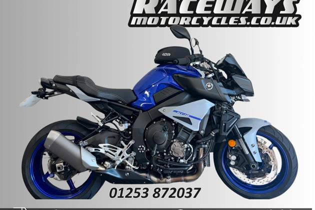 YAMAHA MT-10