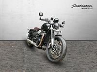 TRIUMPH BONNEVILLE BOBBER