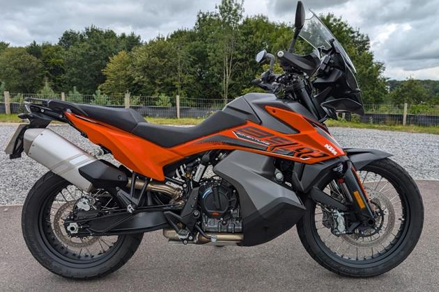 KTM 890 ADVENTURE