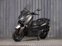 YAMAHA XMAX 125