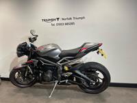 TRIUMPH STREET TRIPLE 765 RS