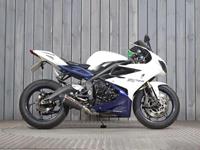 TRIUMPH DAYTONA 675