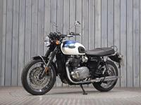 TRIUMPH BONNEVILLE T120