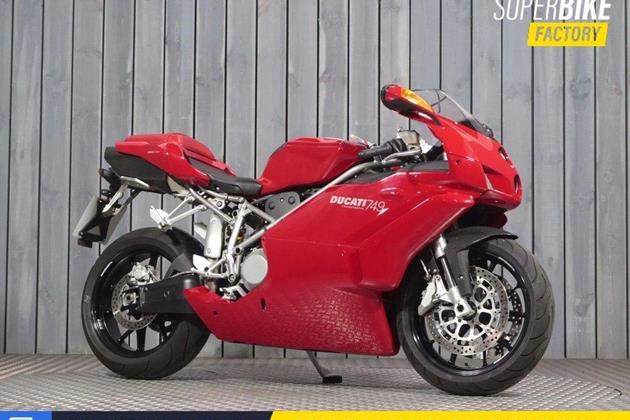 DUCATI 749