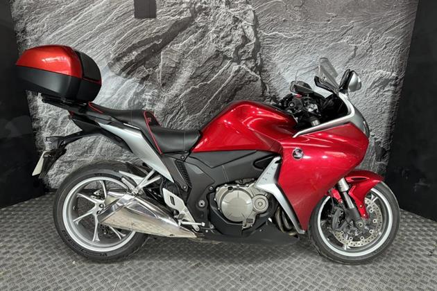 HONDA VFR1200F