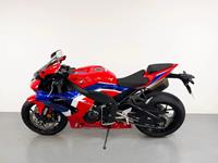 HONDA CBR1000RR FIREBLADE