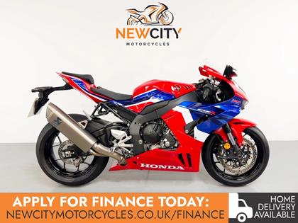 HONDA CBR1000RR FIREBLADE