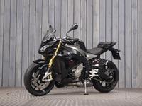 BMW S1000R