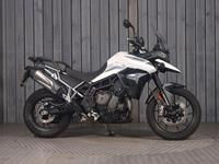 TRIUMPH TIGER 900