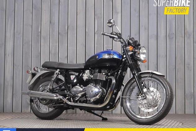 TRIUMPH BONNEVILLE T100