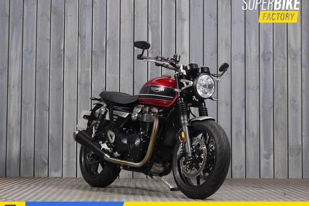 TRIUMPH SPEED TWIN 1200