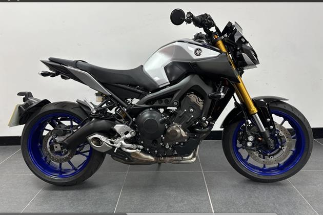 YAMAHA MT-09 SP