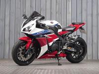 HONDA CBR1000RR FIREBLADE