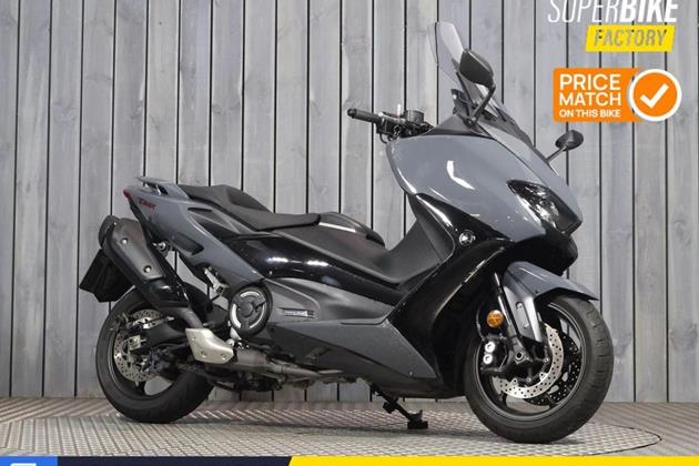 YAMAHA TMAX 560