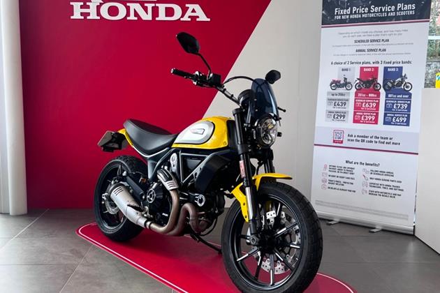 DUCATI SCRAMBLER 800