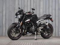 TRIUMPH STREET TRIPLE 765 MOTO2 EDITION