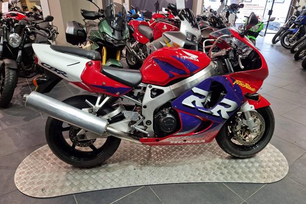 HONDA CBR900RR FIREBLADE