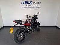 TRIUMPH STREET TRIPLE 765 RS