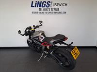 TRIUMPH STREET TRIPLE 765 RS