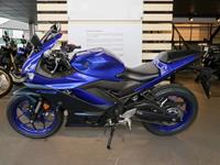 YAMAHA R3