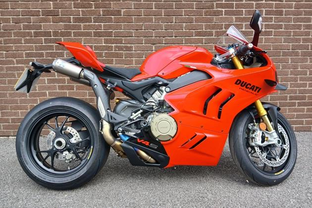 DUCATI PANIGALE V4S