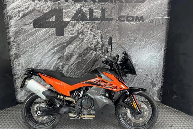 KTM 890 ADVENTURE