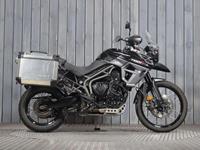 TRIUMPH TIGER 800