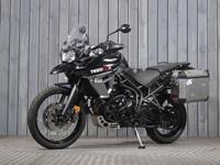 TRIUMPH TIGER 800