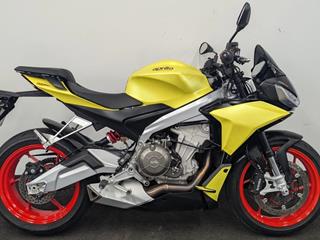 APRILIA TUONO 660 