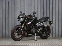 TRIUMPH STREET TRIPLE 765 RS