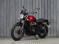 TRIUMPH STREET SCRAMBLER