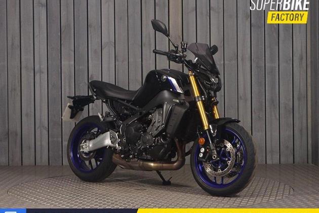 YAMAHA MT-09