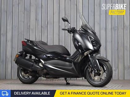 YAMAHA XMAX 300