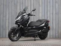 YAMAHA XMAX 300