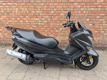 SUZUKI BURGMAN 200