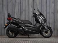 YAMAHA XMAX 300