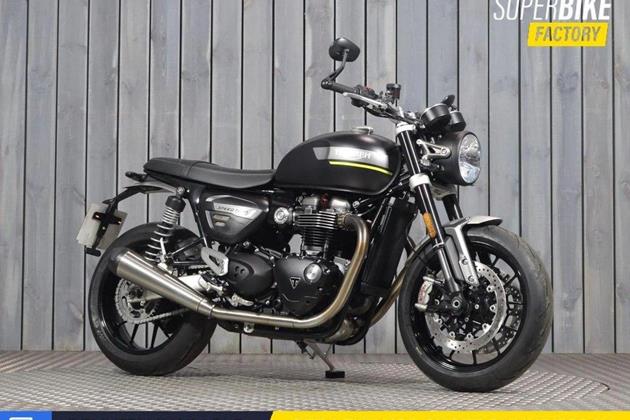 TRIUMPH SPEED TWIN 1200